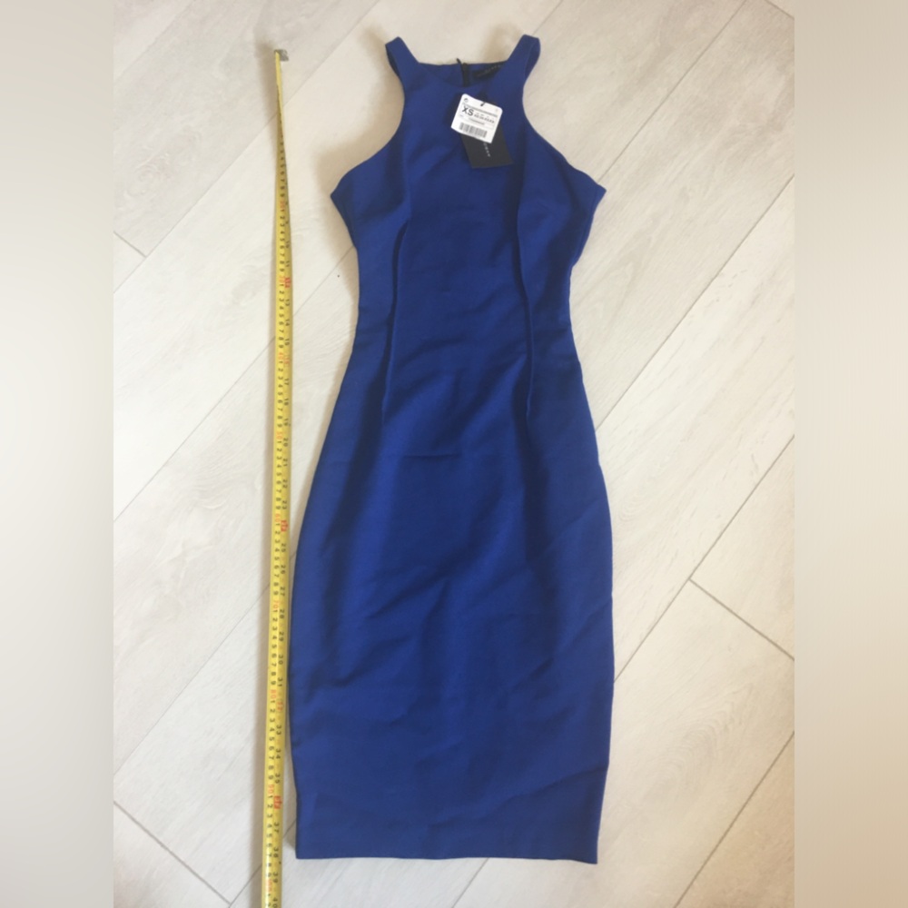 Zara’s midi dress. Blue. Size XS. New with Tags.